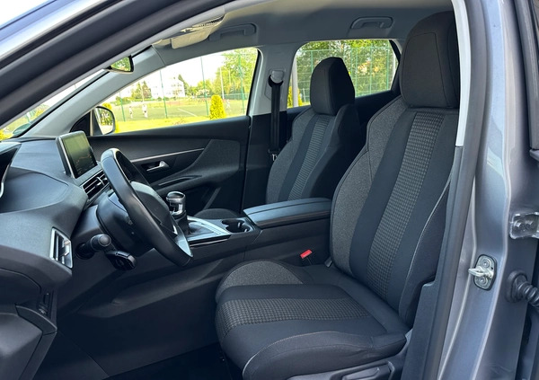 Peugeot 3008 cena 67777 przebieg: 175000, rok produkcji 2019 z Stary Sącz małe 742